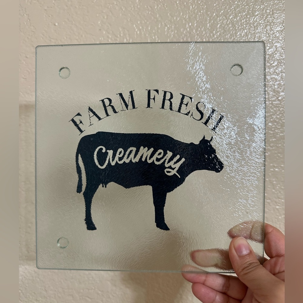 Farmhouse Kitchen decor plate tile glass
